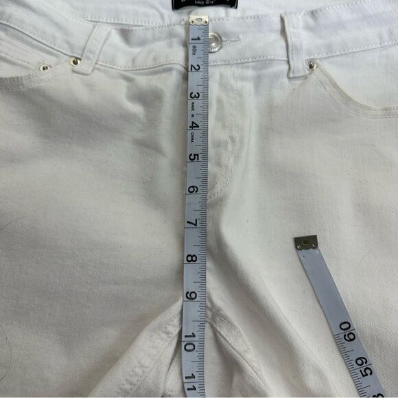 Baccini white denim shorts size M‎ - Picture 5 of 7